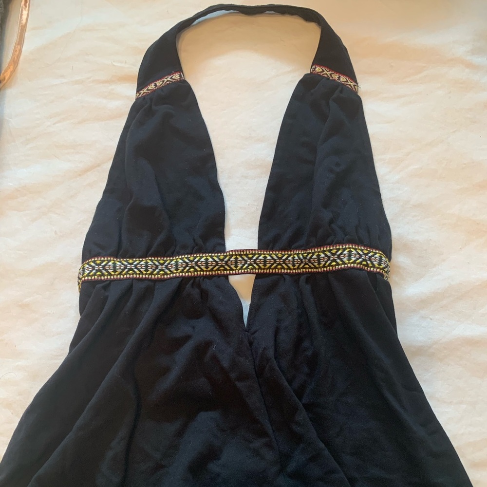 Urban Outfitters Low V Top